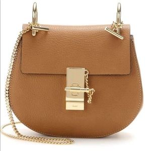 Small Chloe drew. EUC. Authentic, price firm. Tks